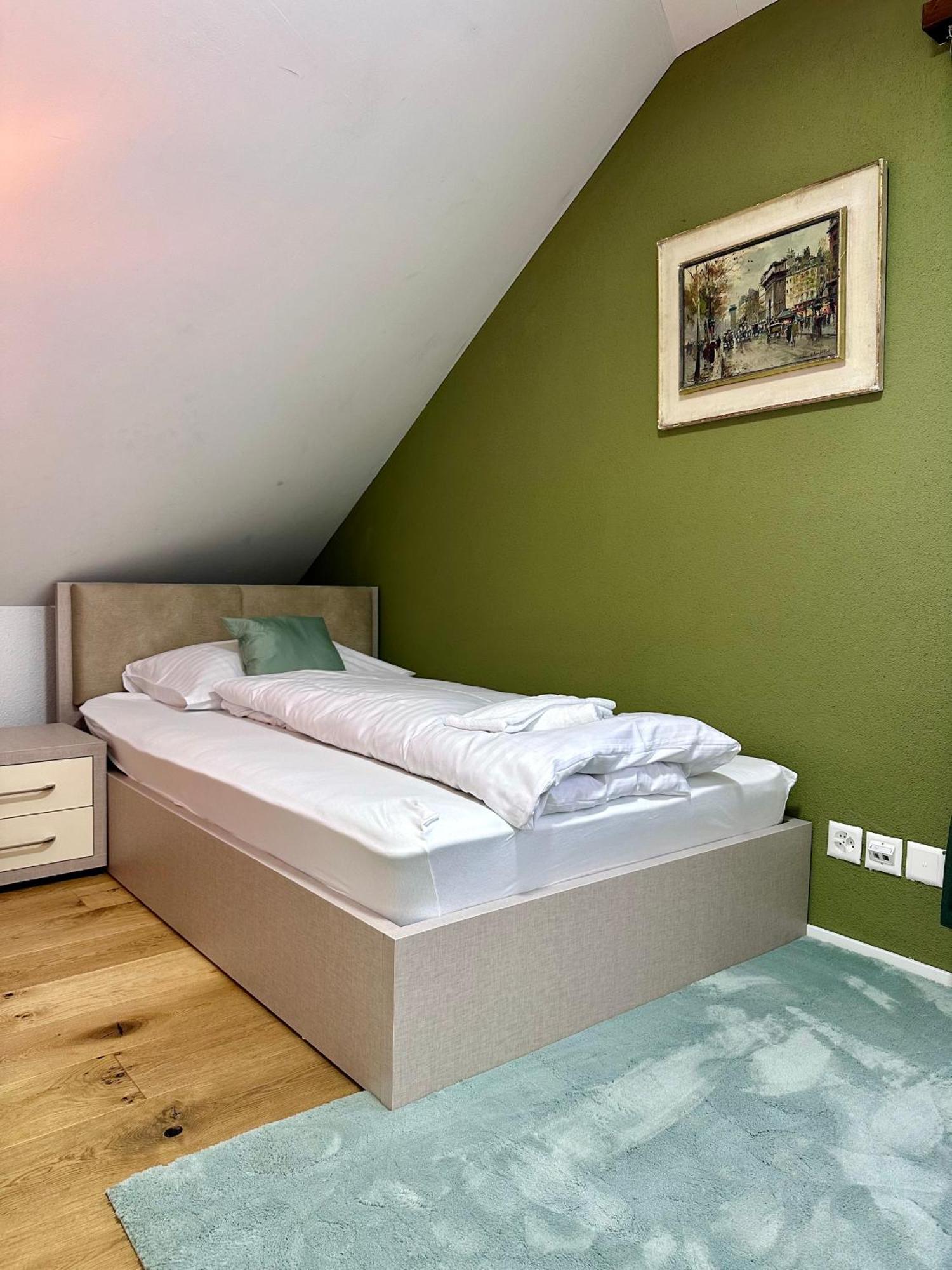Welcome Hotel - Hellbuehl Self-Check-In Buitenkant foto