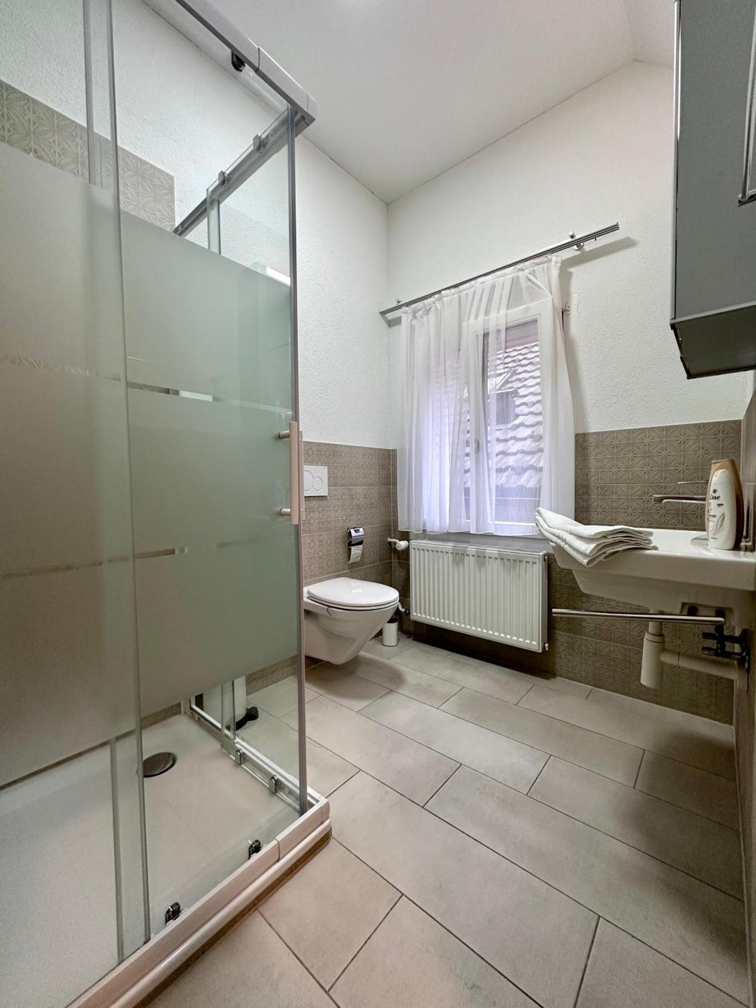 Welcome Hotel - Hellbuehl Self-Check-In Buitenkant foto